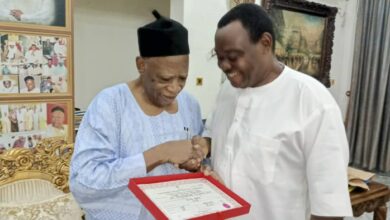 Jimoh Ibrahim visits Adamu, presents certificate of return 13 IMG 20230313 WA0025