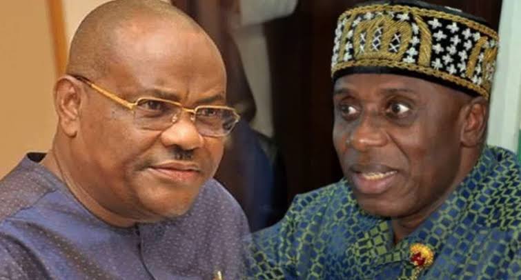 'Drunk Wike' spends N50m weekly on alcohol - Amaechi 1 images 50