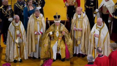 230506073143 47 coronation unf