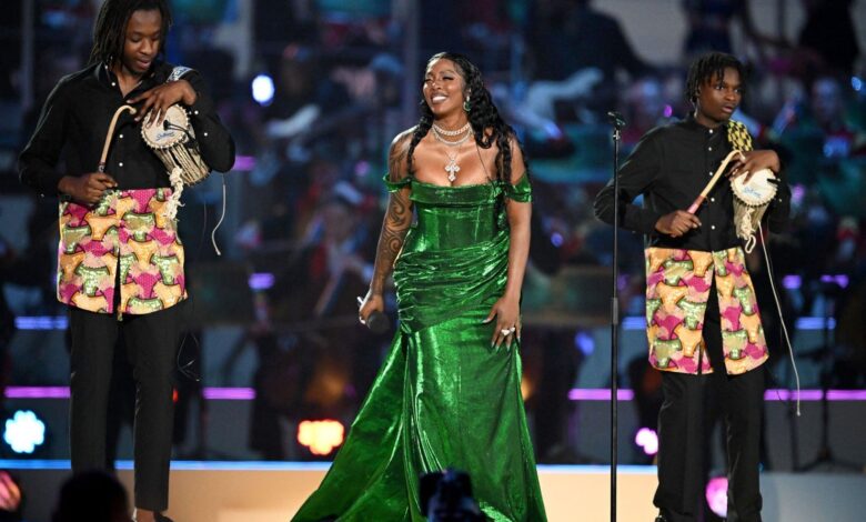 PHOTO NEWS: Tiwa Savage performs at King Charles III coronation concert 13 Tiwa Savage7