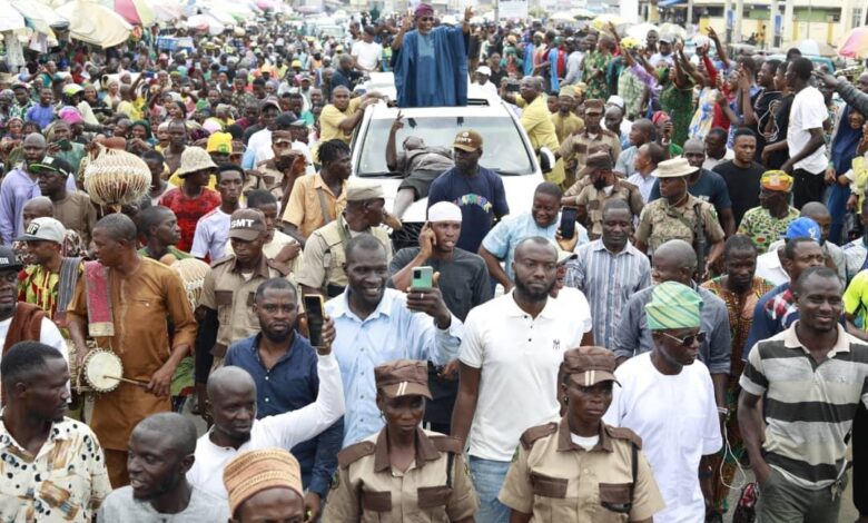 Homecoming: Aregbesola seeks party restructuring, gets rousing welcome in Osun 1 Aregbesola