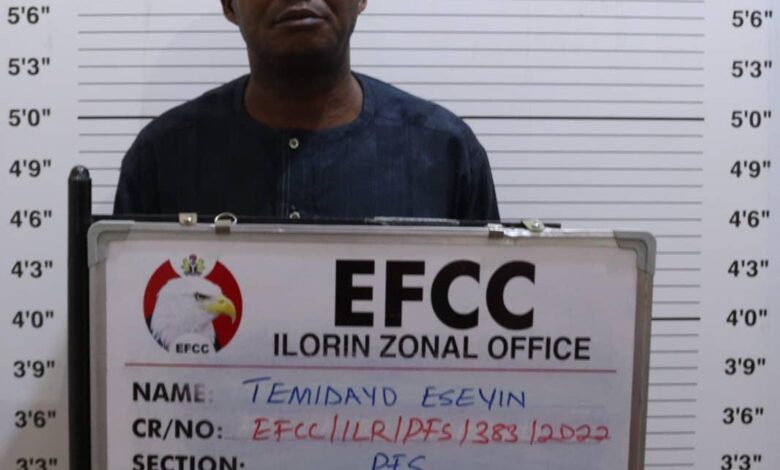 EFCC docks Pastor for allegedly defrauding varsity N19.3m 1 EFCC