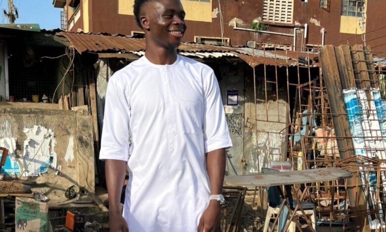 PHOTO NEWS: Arsenal star Bukayo Saka visits Nigeria 3 Saka 1