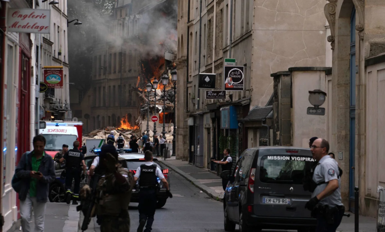 Dozens injured in central Paris after gas explosion 3 image 82
