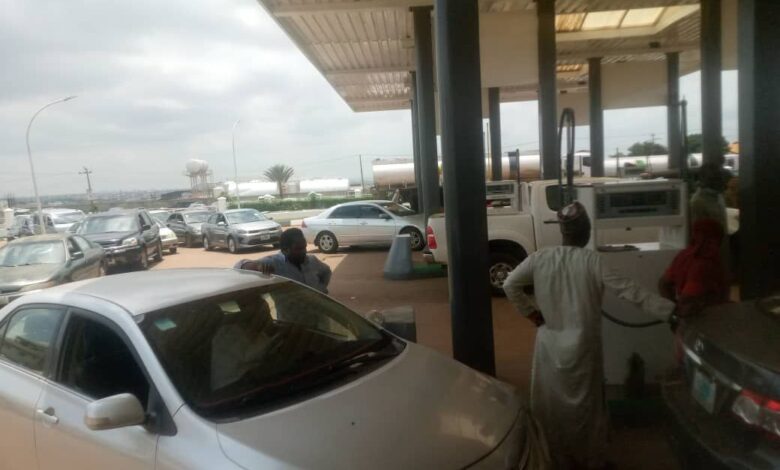 NNPC adjusts fuel pump price to N617 in Abuja, N568 in Lagos 3 Fuel