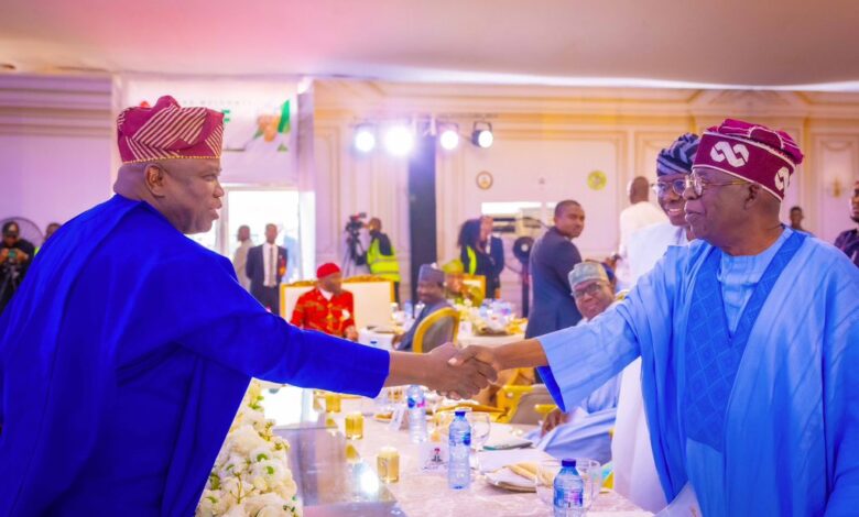 BREAKING: Ambode to meet Tinubu at Presidential Villa tomorrow 1 Fz0croTWAAQZsSh