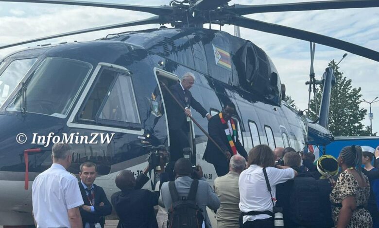Putin donates presidential helicopter, grain to Zimbabwe 1 Russia donates helicopter to Zimbabwe