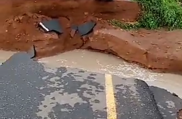 Bridge collapses, cut off Kwara community after downpour 1 Screenshot 20230719 095446