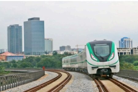 Abuja train railway 450x300 1