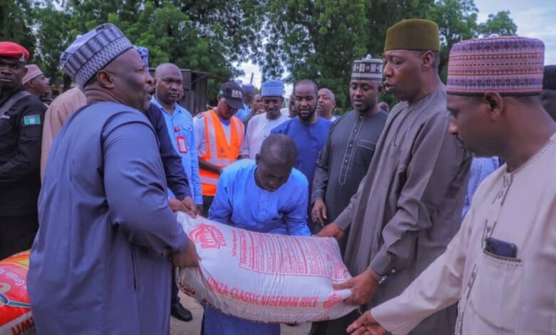 Fuel subsidy: Zulum shares food to 2,000 households in Borno 1 IMG 20230808 WA0004