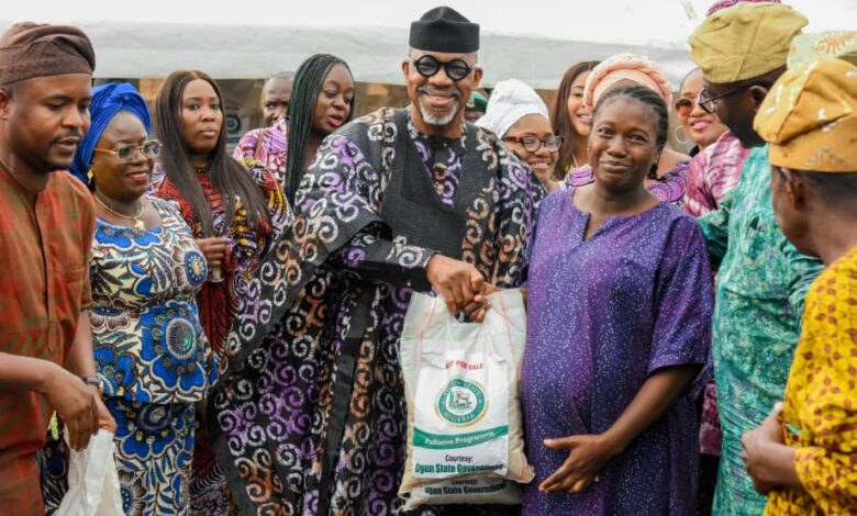 Abiodun flags off distribution of 300,000 rice palliatives in Ogun 7 IMG 20230902 WA0024