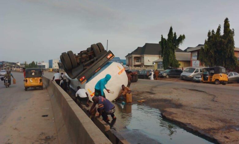 LASTMA averts fire incident on Lagos-Abeokuta Expressway 3 FB IMG 1697704218267