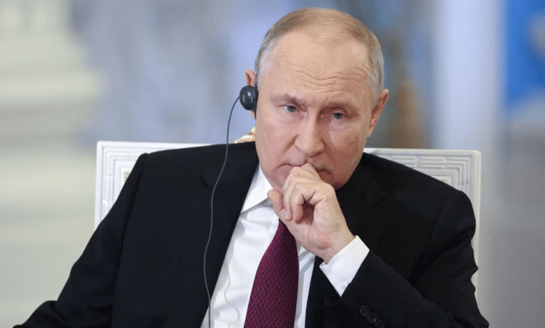 Putin pushes need for talks in calls with Israeli, Arab and Iranian leader 1 image 9