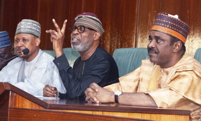 FG to provide subsidised luxury buses to Nigerians ahead of yuletide period 1 IMG 20231220 WA0023