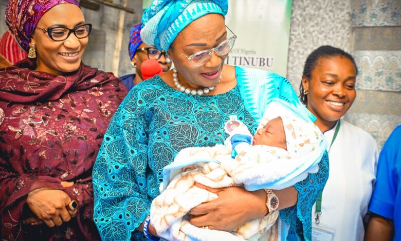 First Lady celebrates FCT’s first baby, says FG committed to transforming healthcare delivery 5 IMG 20240101 WA0020