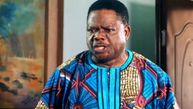 kola oyewo
