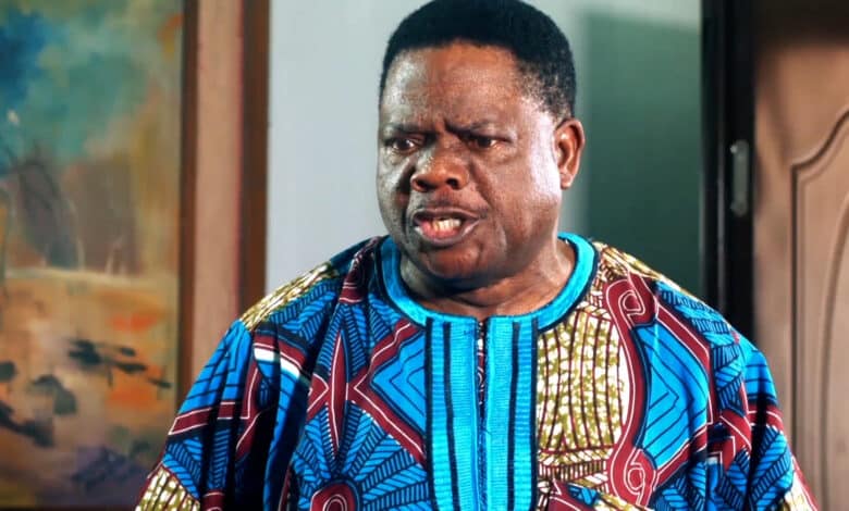 kola oyewo