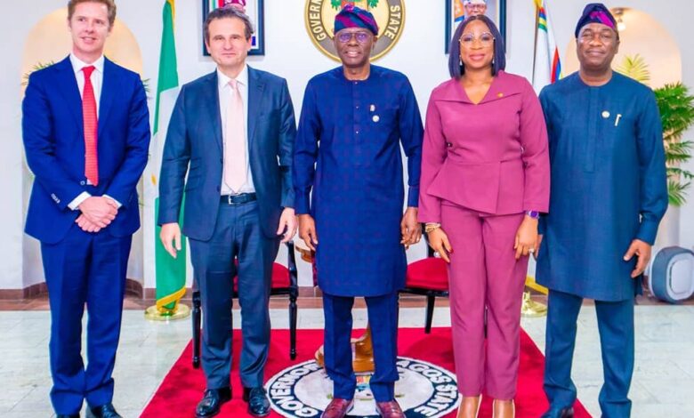 Sanwo-Olu with Mastercard management