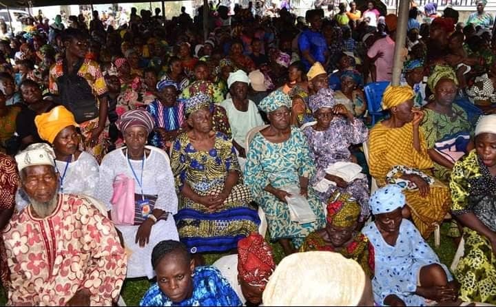 Beneficiaries of the palliatives distribution