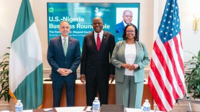 PHOTO NEWS: Cardoso's fruitful first outing at World Bank/IMF Spring Meeting in Washington 8 2