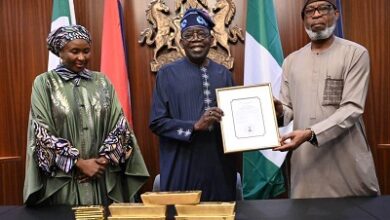 BREAKING: FG launches National Gold Purchase Programme to boost value of the naira 3 Alake Gold bars