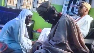 PHOTOS: How Ogbomoso Chief Imam ate humble pie, begged Soun on bended knees at Police headquarters 11 Imam 2