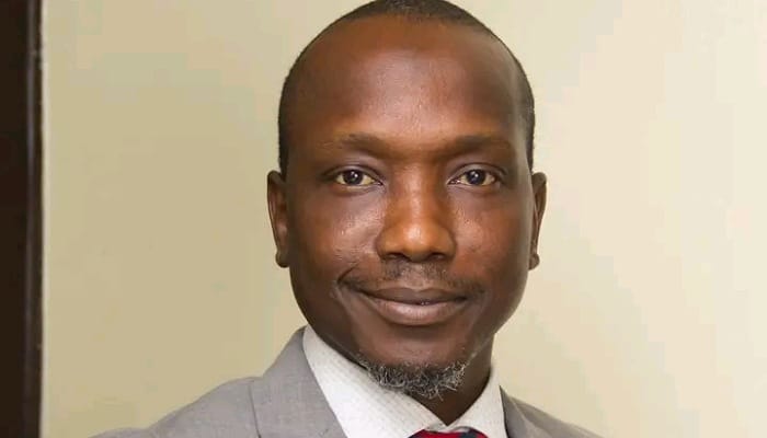 Mr Sola Giwa