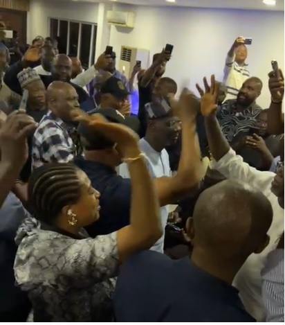 VIDEO: APC Govs., National Chairman celebrate at situation room 1 APC