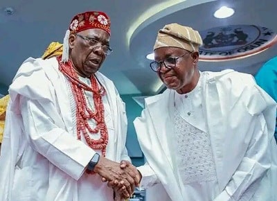 Oba Aromolaran Oyetola