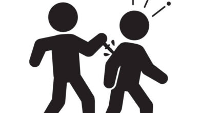 backstabbing stabbing betrayal icon vector