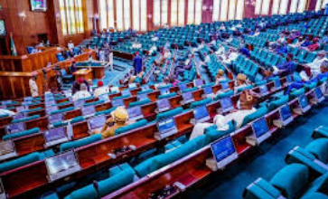 Reps forced to adjourn plenary after contractors' protest at N'Assembly 14 Reps