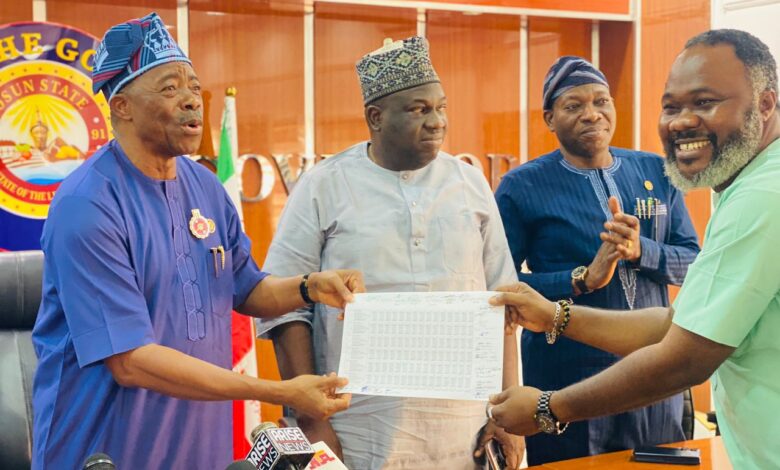 Osun commences payment of new minimum wage 3 WhatsApp Image 2024 11 29 at 3.43.55 PM 2