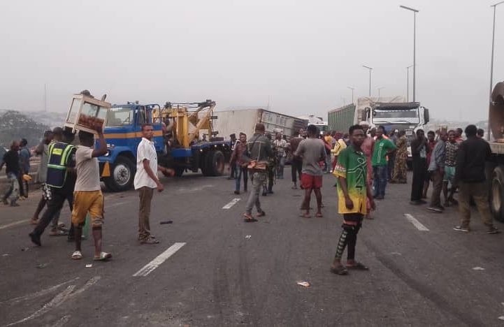 Motorists stranded in early morning multiple accidents on Kara bridge outward Lagos 1 WhatsApp Image 2024 12 18 at 9.28.21 AM