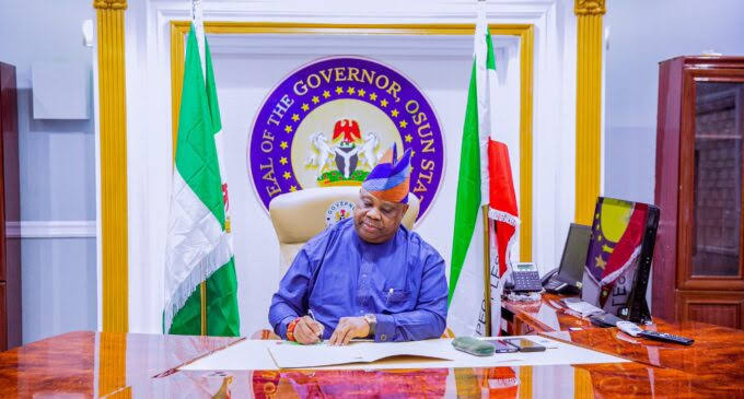 Governor Adeleke unveils massive development projects for Iwo town 1 images 2024 12 21T203130.810