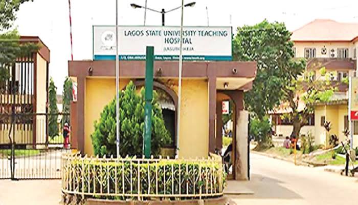 Lagos public health workers begin warning strike action 1 images 43