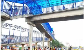 LASG shuts Oshodi pedestrian bridge over structural defect 3 IMG 20250124 WA0371