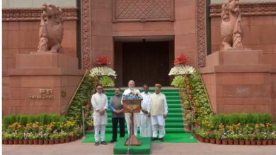India to suspend privatisation plans, pour $1.5bn in state-run firms 5 India