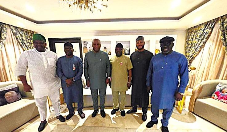 5 Nigerian governors attend Mahama's inauguration in Accra 1 Mahama 737x430 1