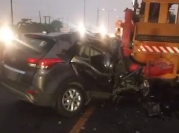 Car destroyed after collision with crane at Ojodu-Berger 1 Screenshot 2025 01 25 085140