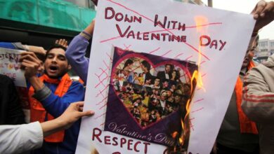 Valentine's Day Celebration: Oyo charges event organisers on strict adherence to safety guidelines 12 17491807 INDIA VALENTINES DAY 02 14 2011 1