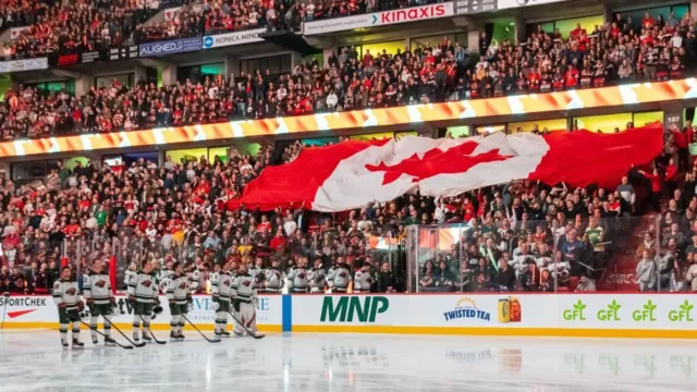 Canadian fans boo US anthem as tariffs spur 'buy local' pledge 1 58313f00 e1b4 11ef 8b4b 8ff682b1bdae.jpg
