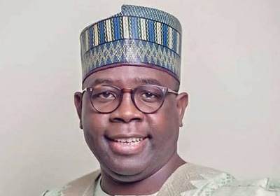 FG urged to ban parallel market FX trading as Naira depreciation worsens 1