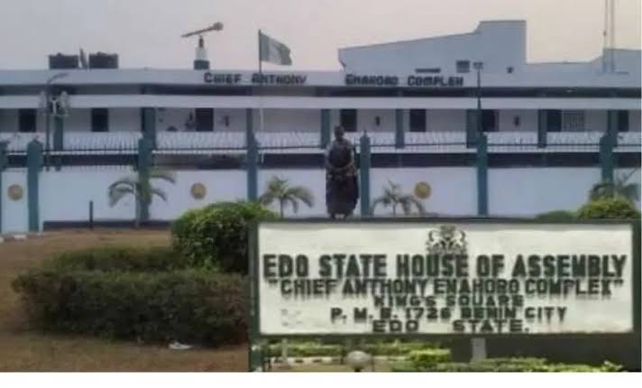 Edo Assembly dismisses political appointees attached to lawmakers 1 images 220