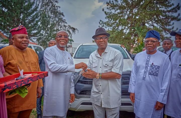 Aiyedatiwa presents utility vehicles to 18 council chairmen 5 FB IMG 1741068263071