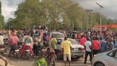 Angry protesters shut Ondo Governor's Office over killing of five farmers 5 Protesters