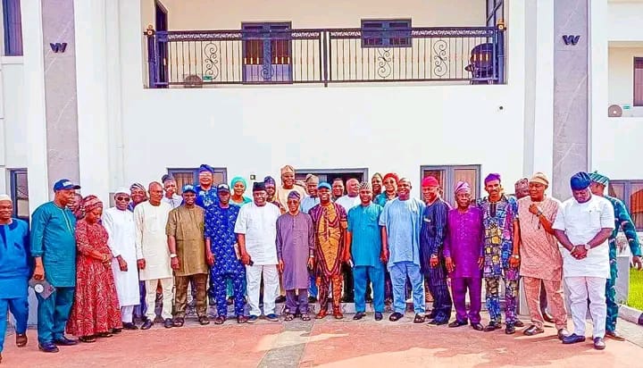 Reinstated Osun LG chairmen visit Oyetola in show of gratitude 1 IMG 20250422 WA0009