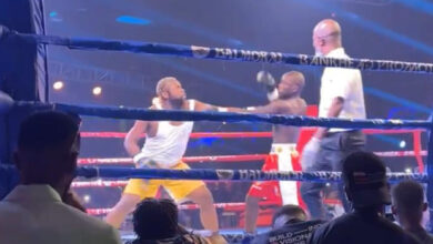 Zazoo crooner, Portable defeats Speed Darlington in celebrity fight 3 Portable and Speed Darlington slugging it out on Saturday in a celebrity fight