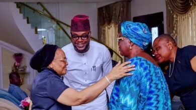 PHOTO NEWS: Alao-Akala Family consoles Florence Ajimobi over daughter’s passing 9 img 4 1744125366184