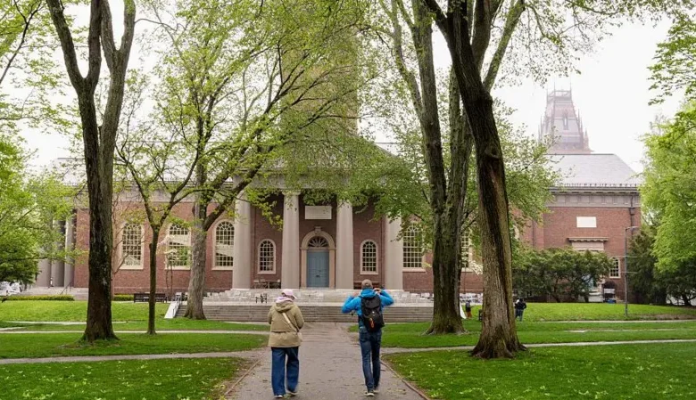 Trump administration ends Harvard's ability to enrol international students 1 5954d570 373d 11f0 a5ca 3b23cbd75bec.jpg