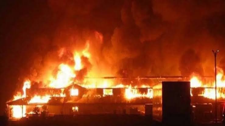 Fire guts staff quarters at Ibadan Polytechnic 1 IMG 20250507 WA0030 1